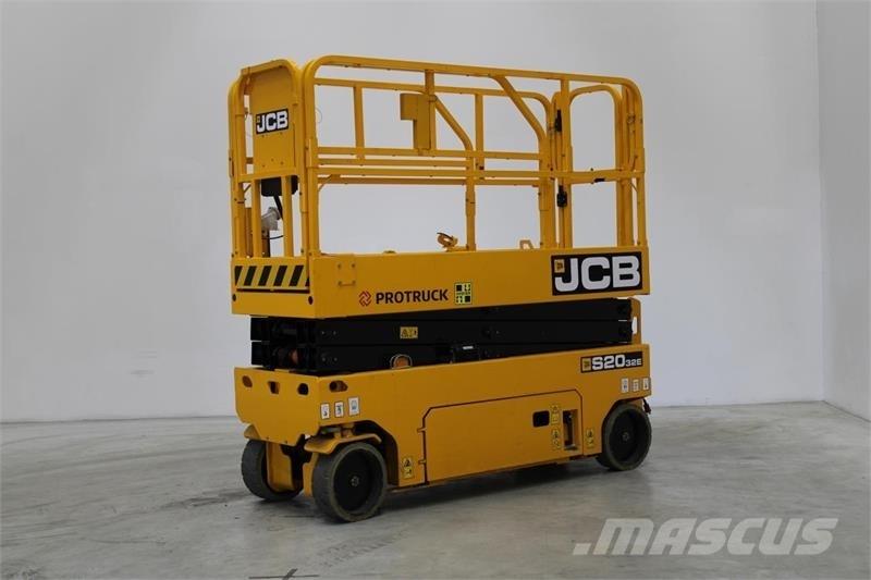 JCB S2032E Makazaste platforme