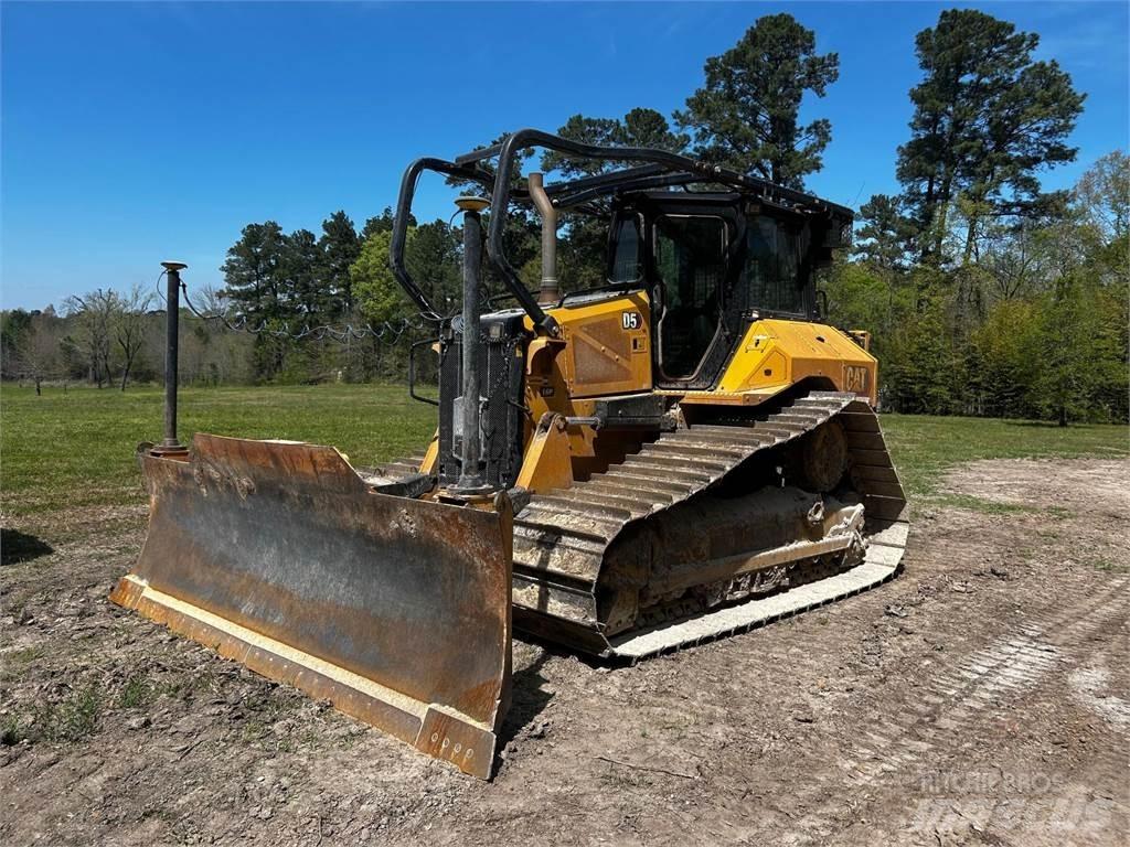 CAT D5 Buldožeri guseničari