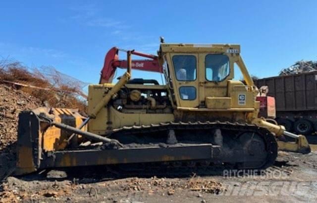 CAT D8 Buldožeri guseničari