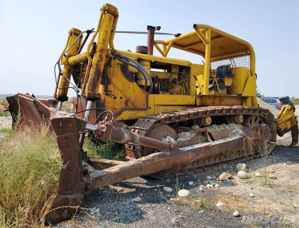 CAT D9E Buldožeri guseničari