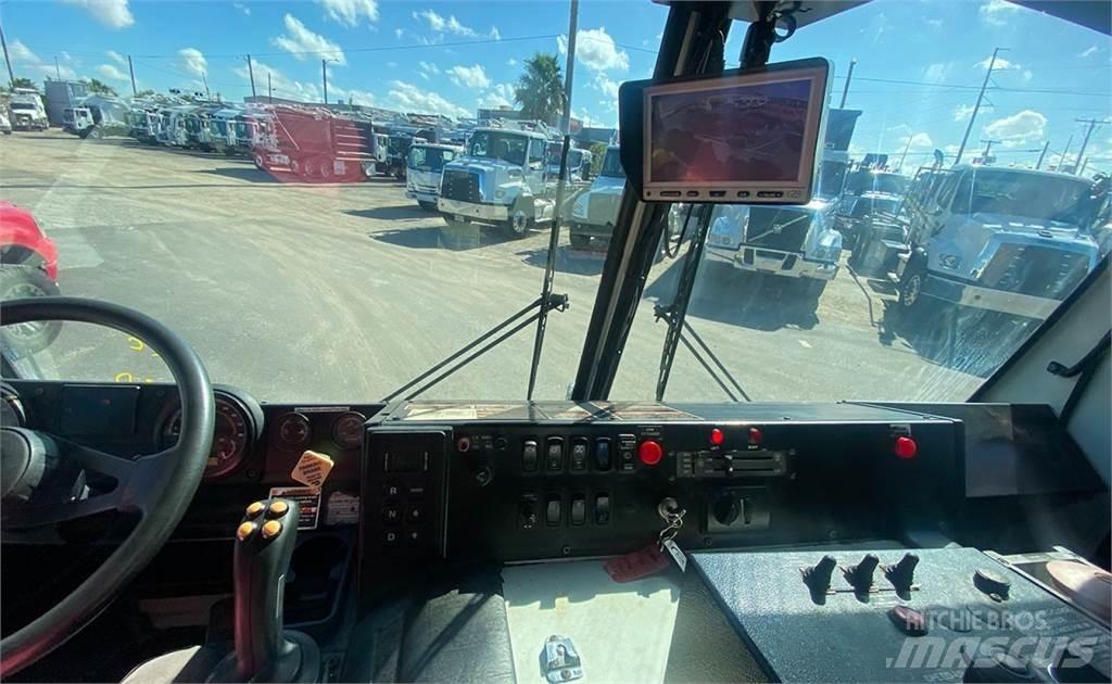 Mack LEU600 Kamioni za otpad