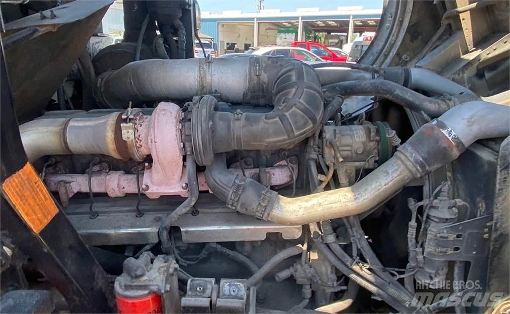 Mack MR688S Kamioni za otpad
