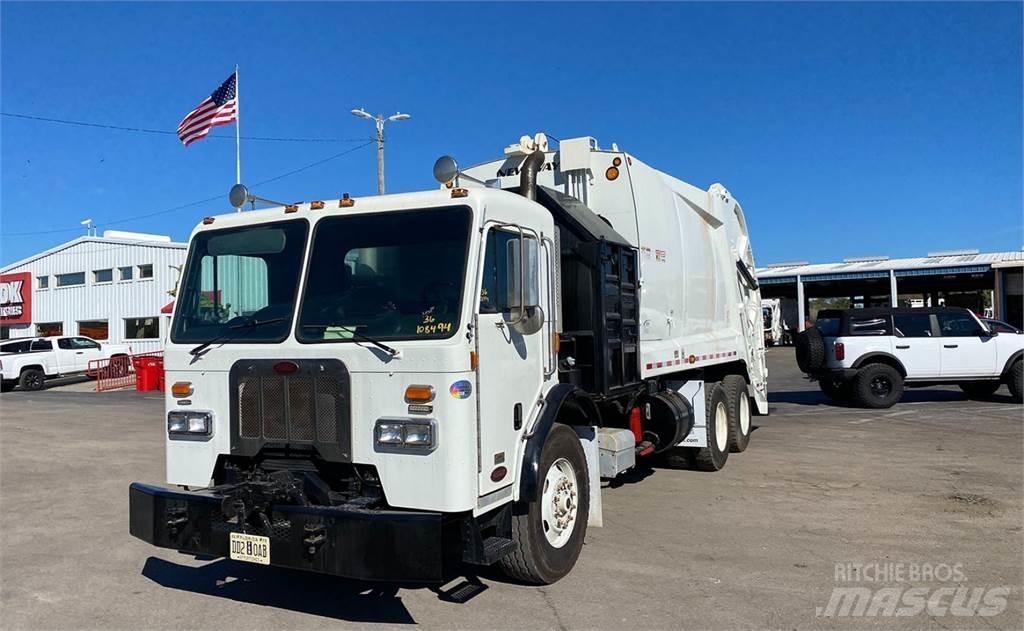 Peterbilt 320 Kamioni za otpad