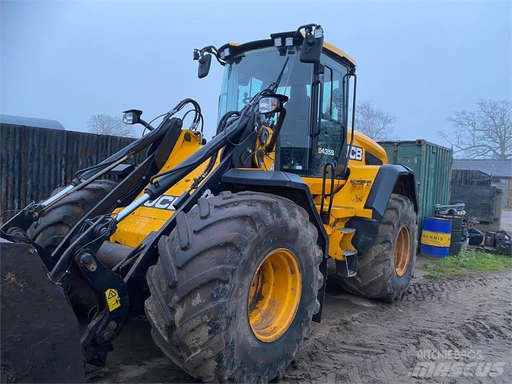 JCB 435S Poljoprivredni teleskopski utovarivači