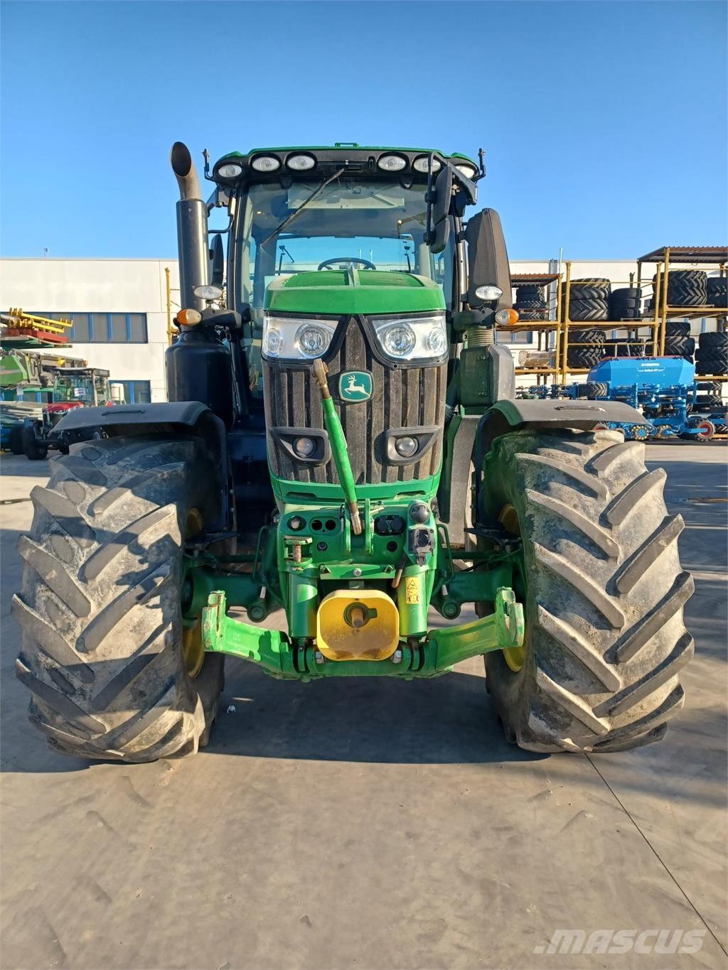 John Deere 6250R Traktori