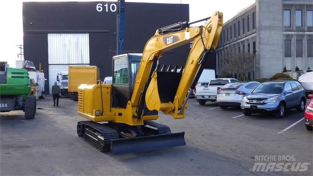 CAT 306E2 Bageri guseničari