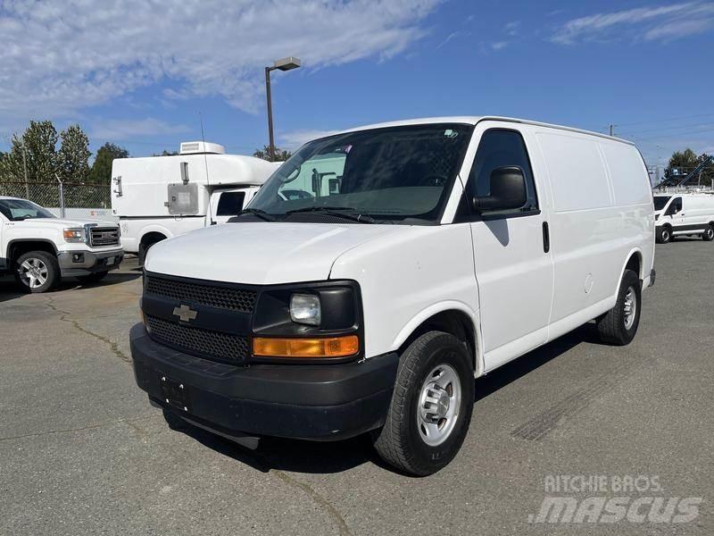Chevrolet Express Dostavna vozila / kombiji