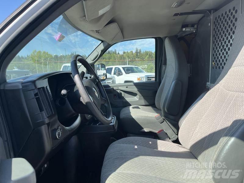 Chevrolet Express Dostavna vozila / kombiji