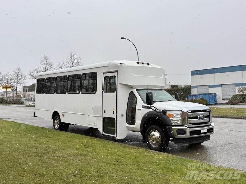 Ford F-550 Mini autobusi