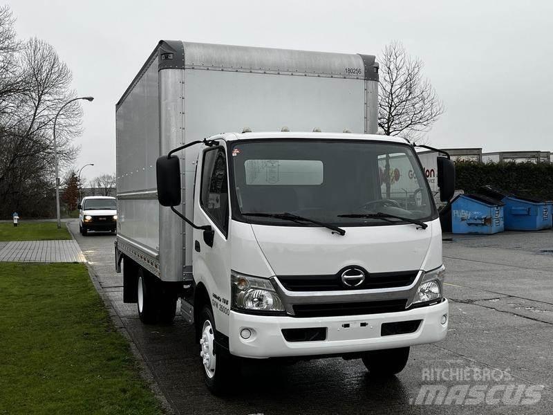 Hino 195 Dostavna vozila / kombiji