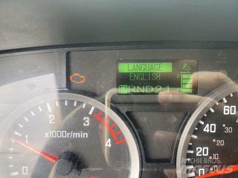 Isuzu NQR Dostavna vozila / kombiji