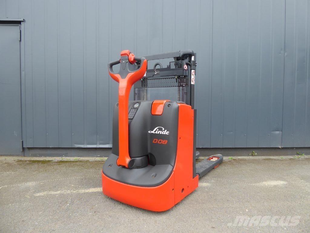 Linde D08 Ručni električni viljuškar