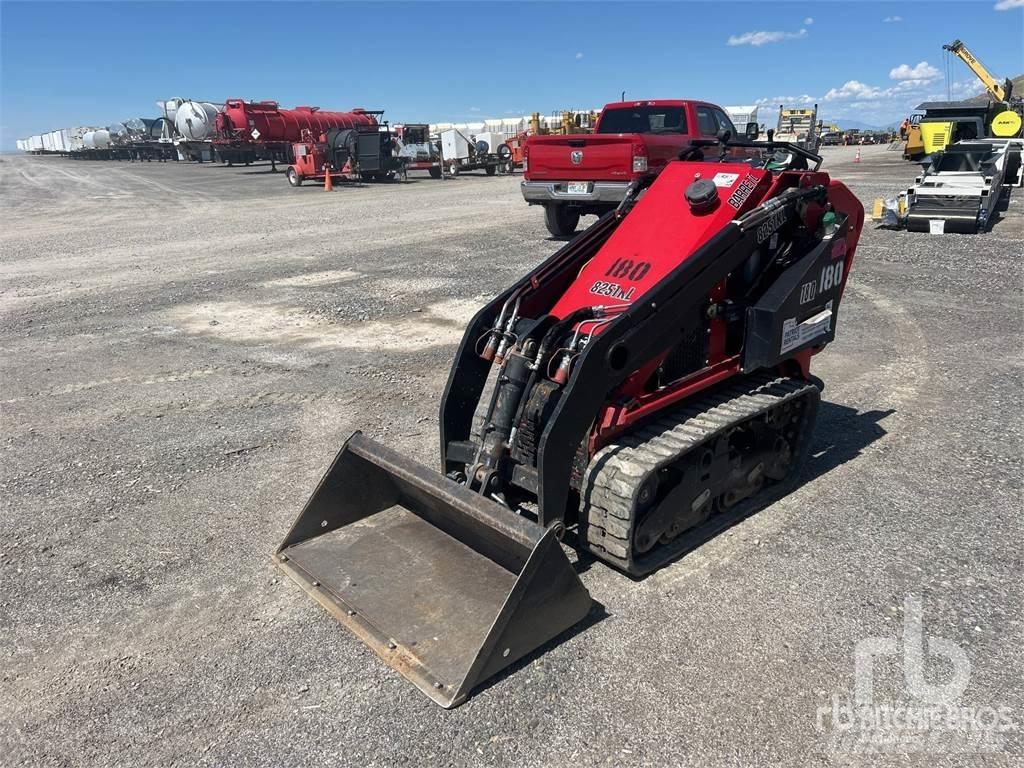  BARETTO 825TKL Skid steer mini utovarivači