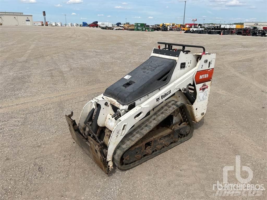 Bobcat MT85 Skid steer mini utovarivači