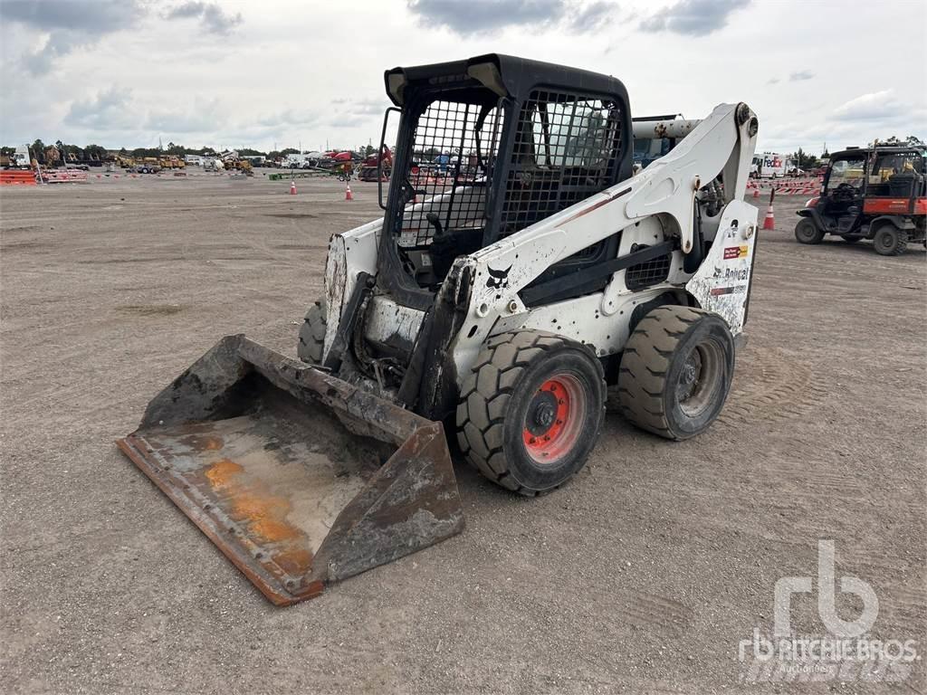 Bobcat S750 Skid steer mini utovarivači