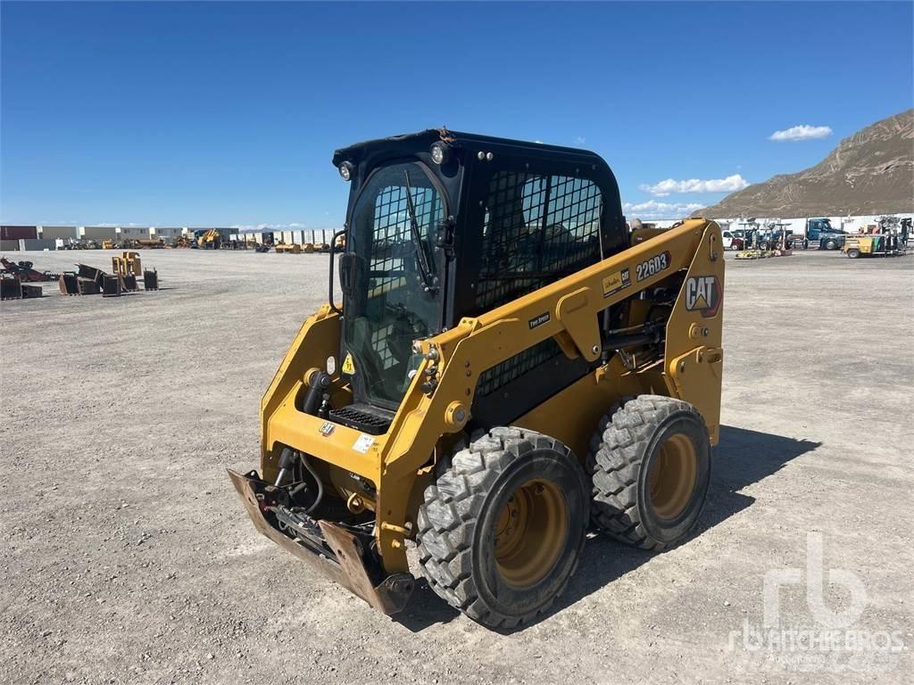 CAT 226D3 Skid steer mini utovarivači