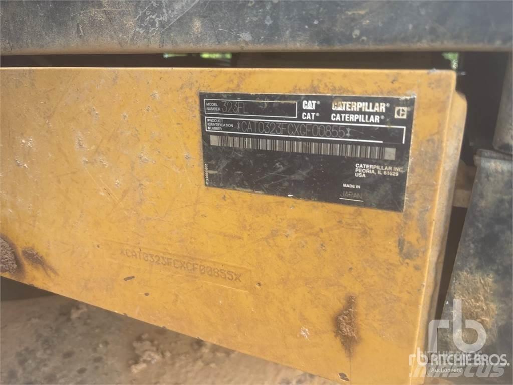 CAT 323F L Bageri guseničari