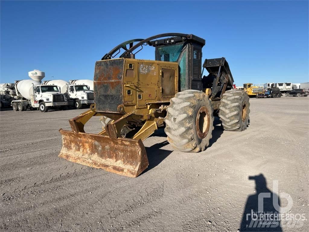 CAT 535D Skideri