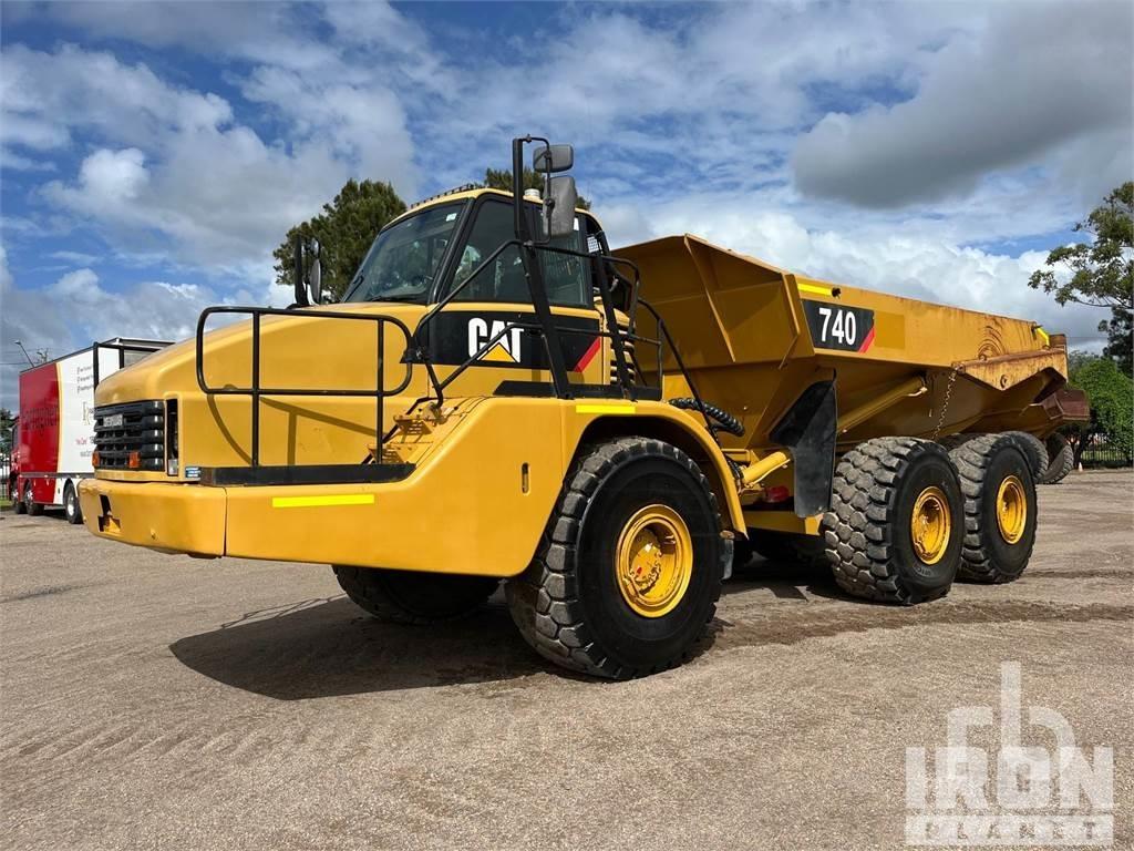 CAT 740 Zglobni damperi