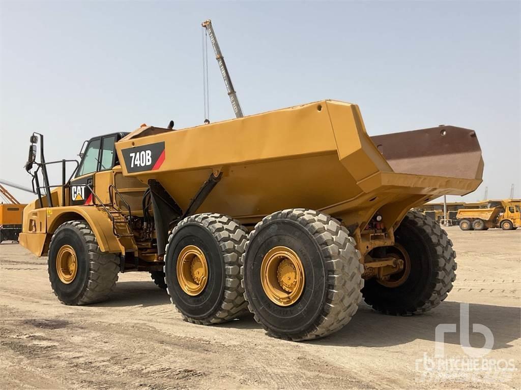 CAT 740B Zglobni damperi