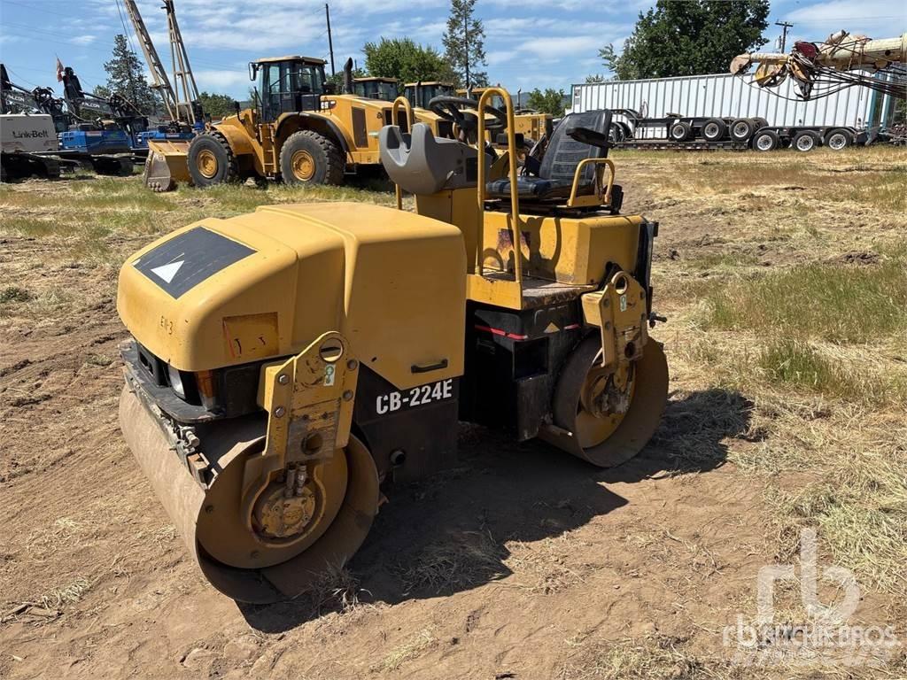 CAT CB224E Valjci sa duplim bubnjem