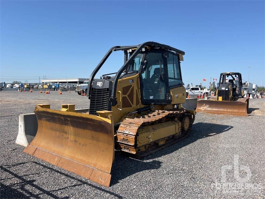 CAT D3 Buldožeri guseničari