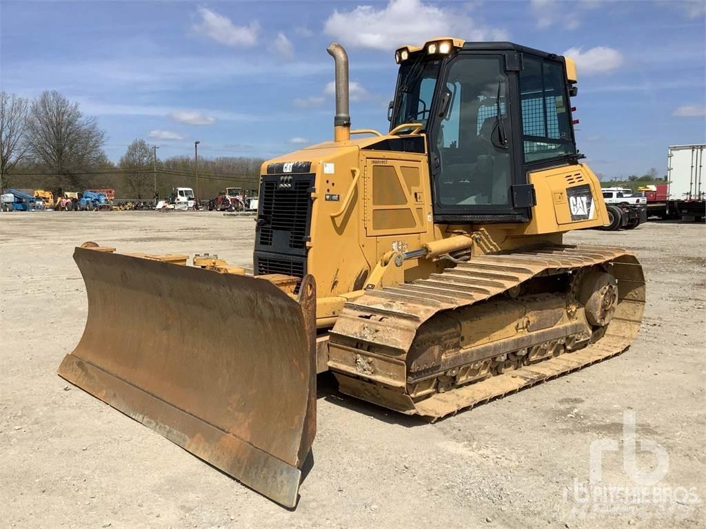 CAT D6K Buldožeri guseničari