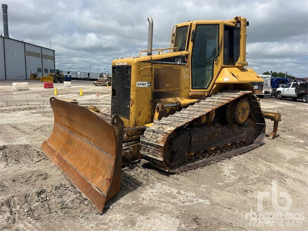 CAT D6N XL Buldožeri guseničari