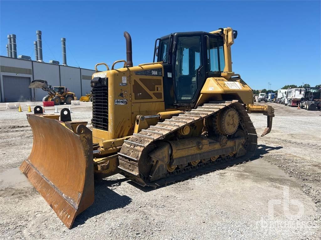CAT D6N XL Buldožeri guseničari