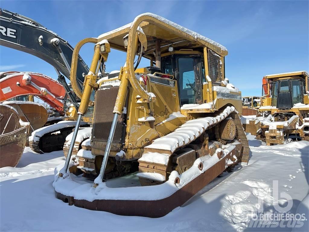CAT D8T Buldožeri guseničari