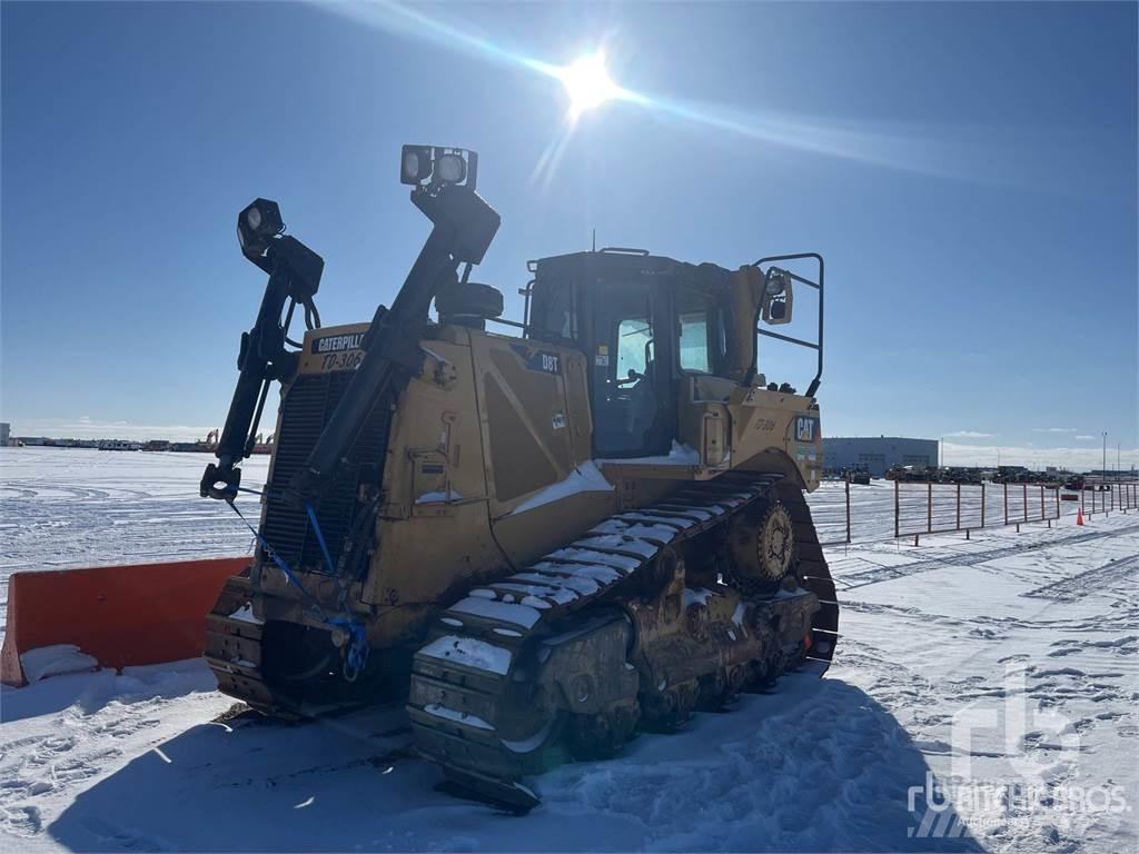 CAT D8T Buldožeri guseničari