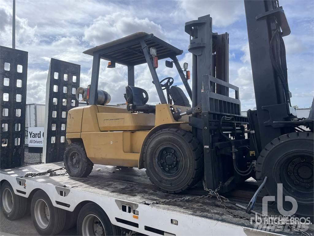 CAT GP40KLT Dizelski viljuškari