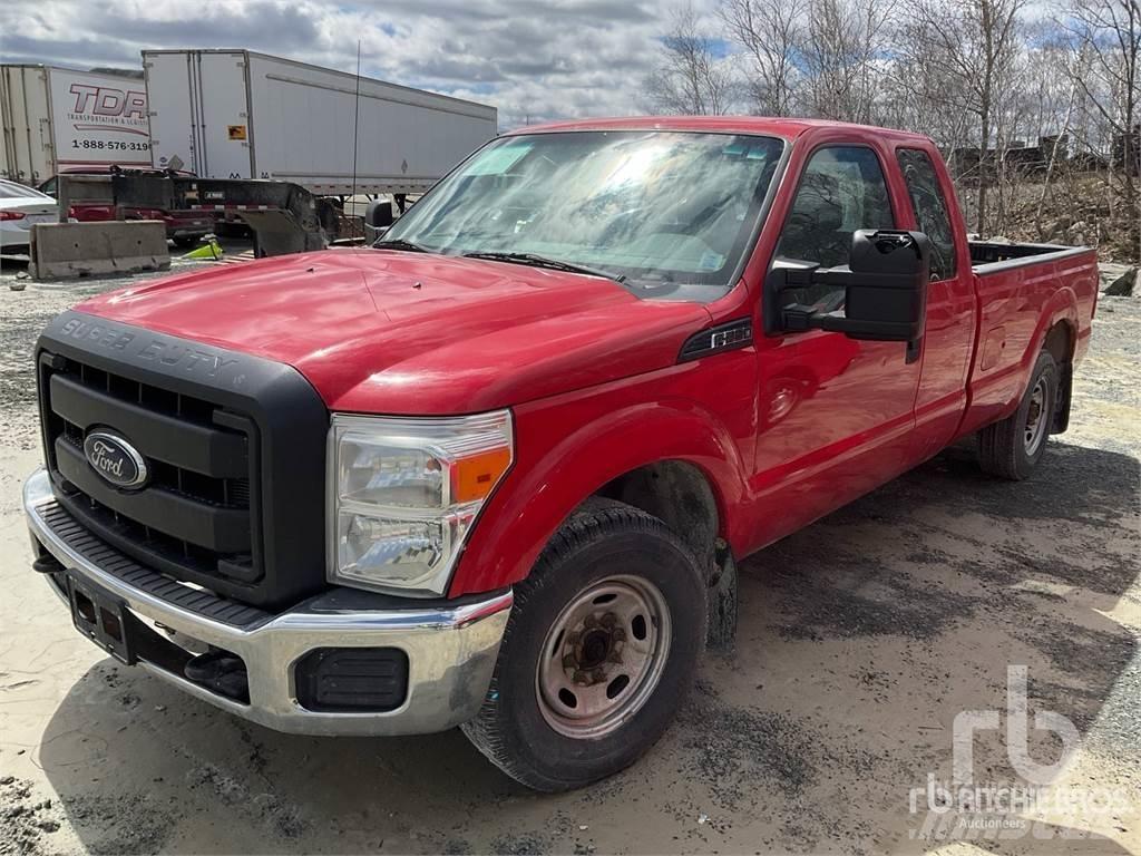 Ford F-250 Pik up kamioni