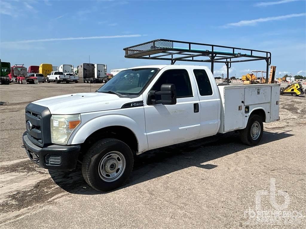 Ford F-250 Komunalna vozila za opštu namenu