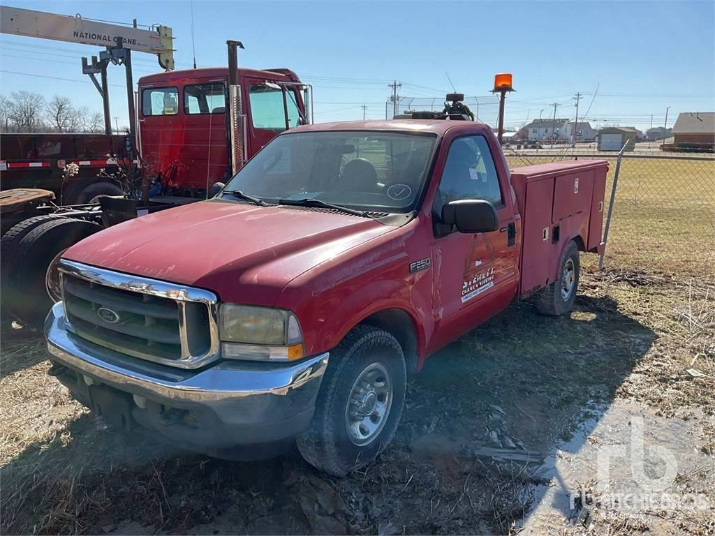 Ford F-250 Komunalna vozila za opštu namenu