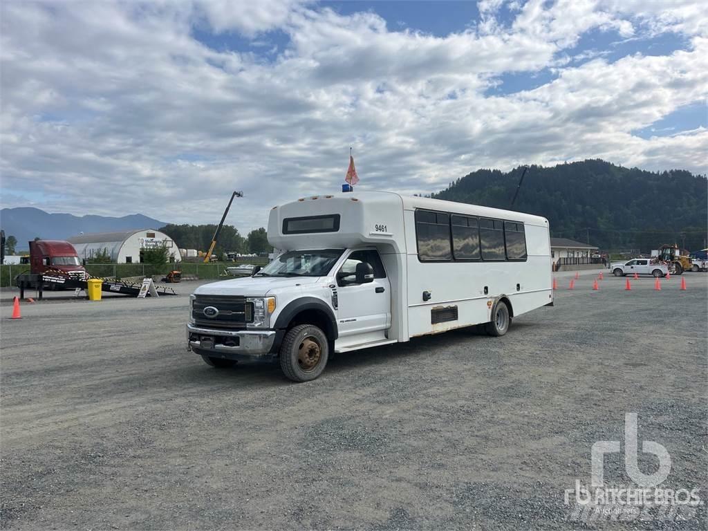 Ford F-550 Međugradski autobusi