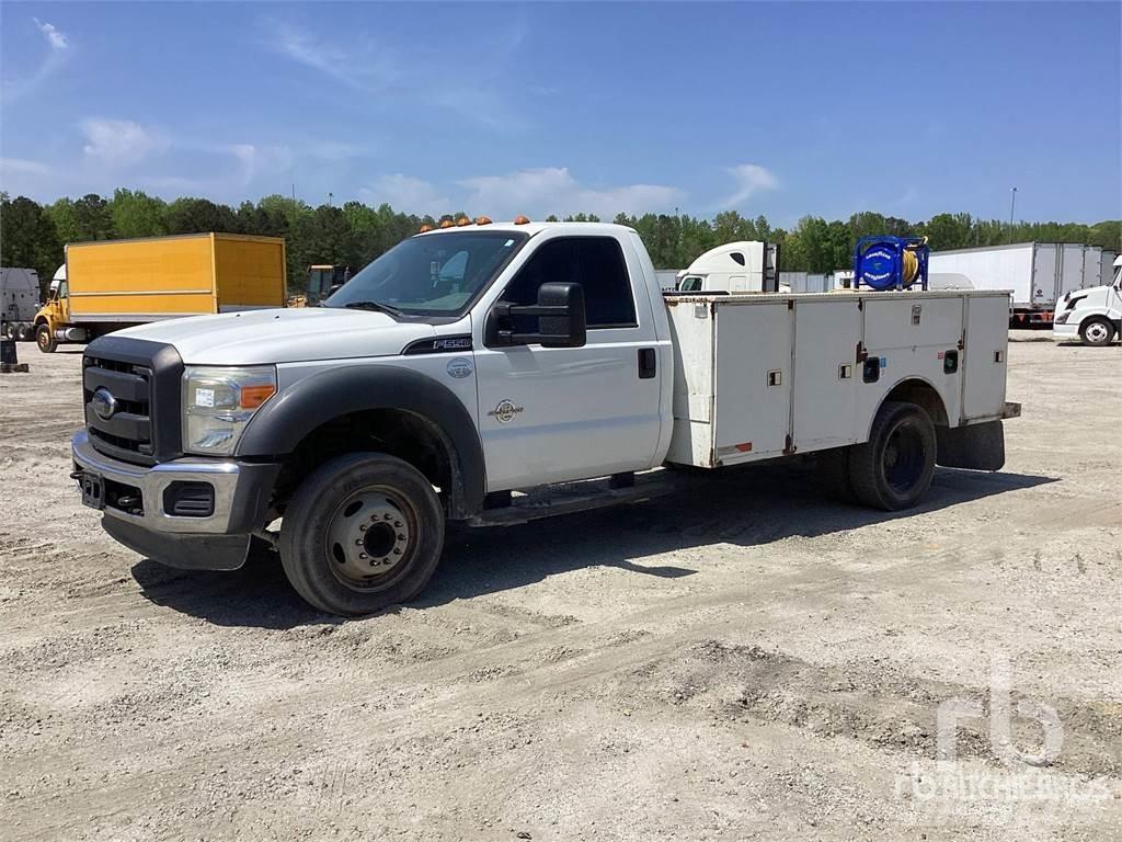 Ford F-550XL Komunalna vozila za opštu namenu
