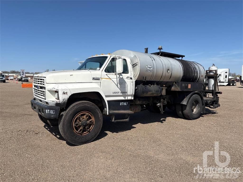 Ford F800 Polovne bitumen prskalice