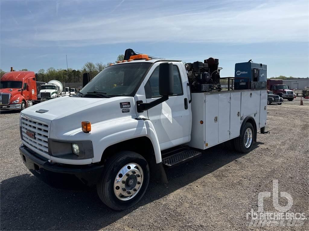 GMC C5500 Komunalna vozila za opštu namenu
