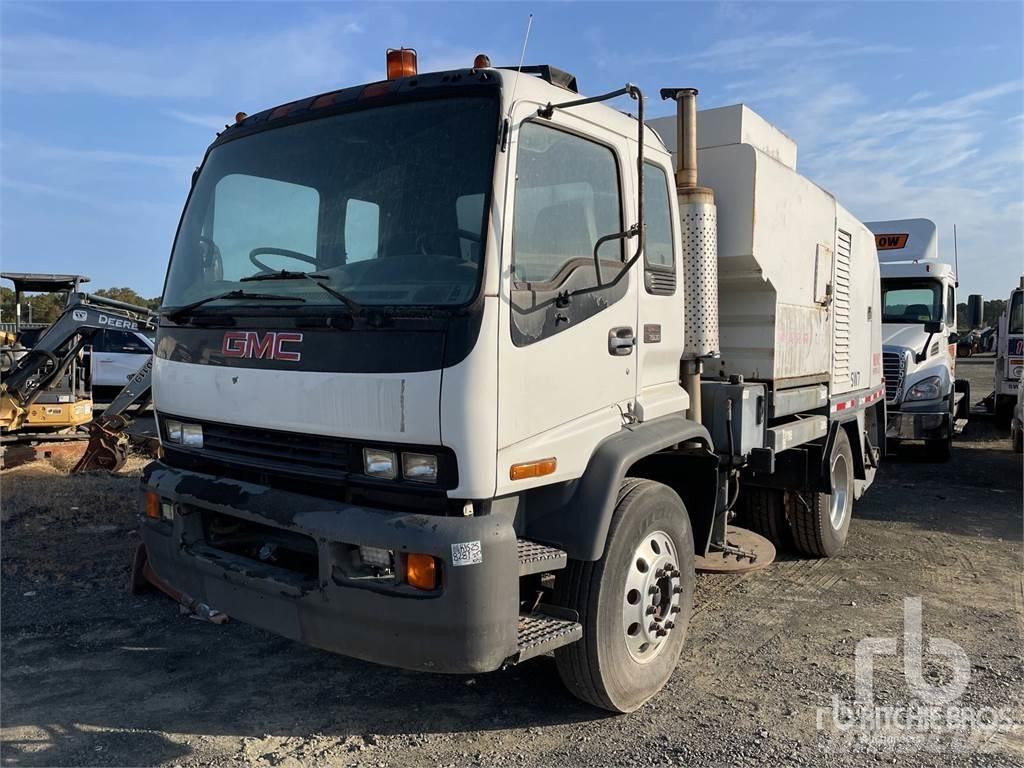 GMC T7500 Polovni kamioni za čišćenje