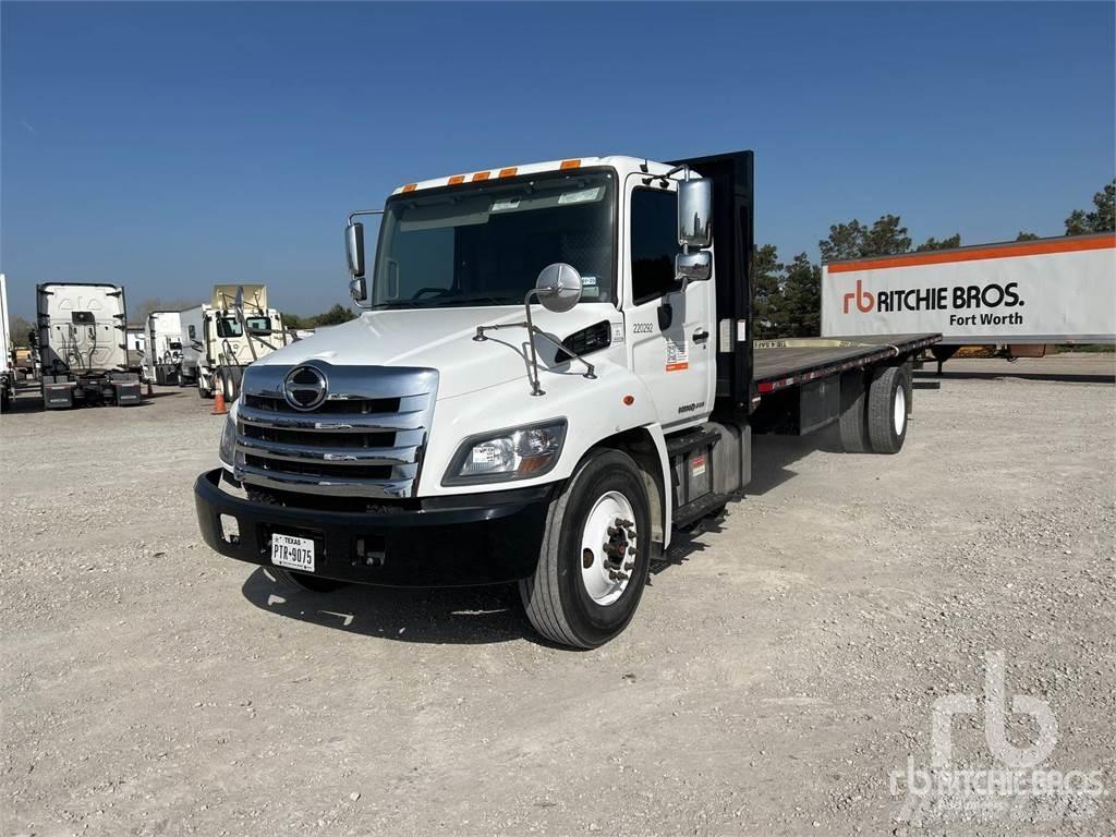 Hino 268 Kamioni sa otvorenim sandukom