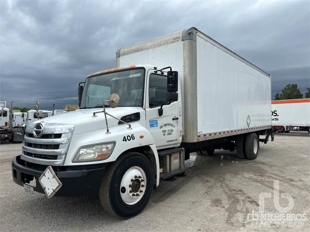 Hino 338 Dostavna vozila / kombiji