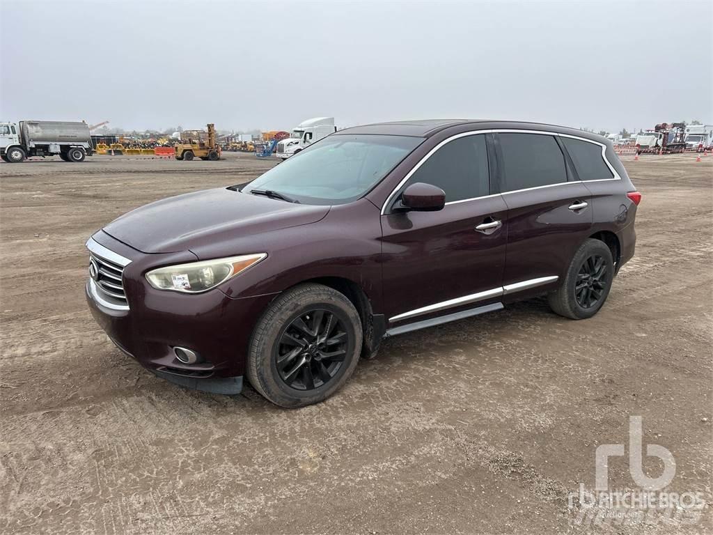 Infiniti JX35 Pik up kamioni