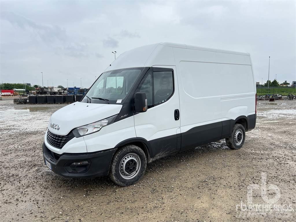 Iveco DAILY Dostavna vozila / kombiji