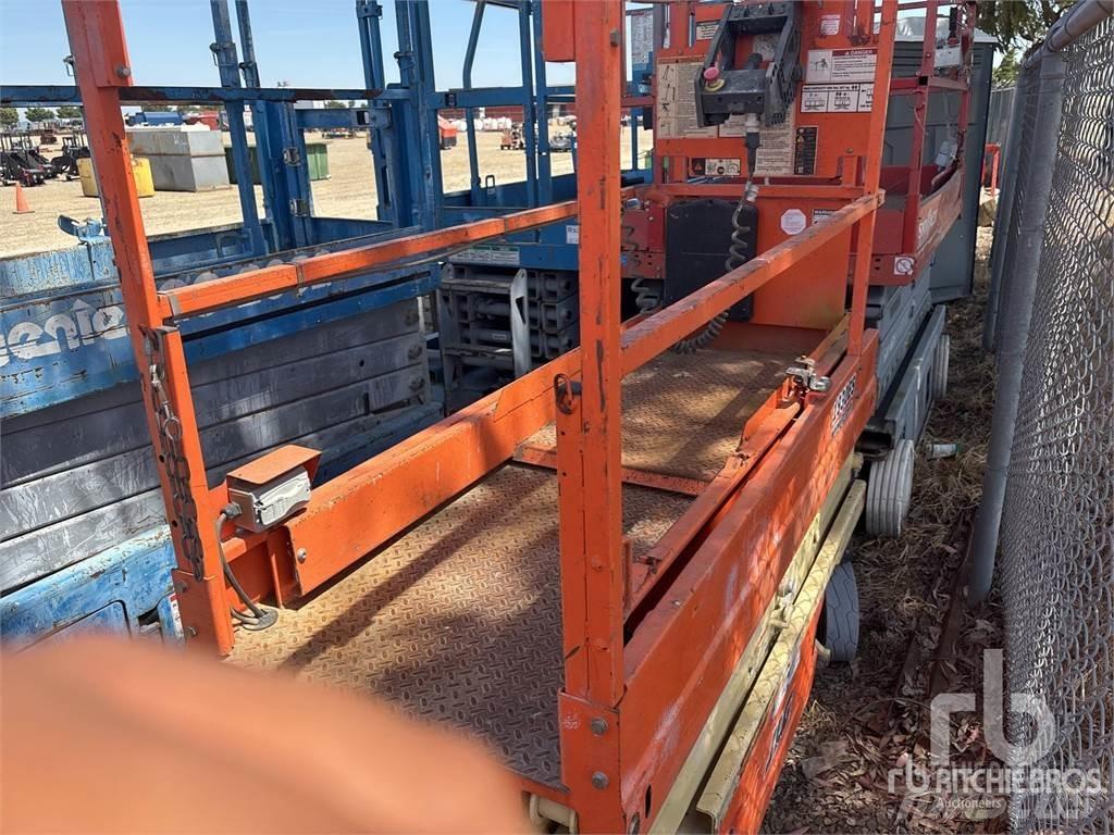 JLG 1930 ES Makazaste platforme