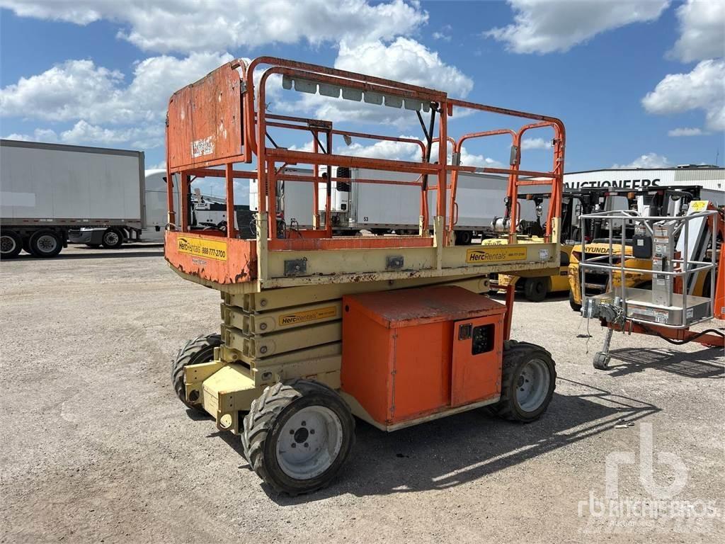 JLG 260MRT Makazaste platforme