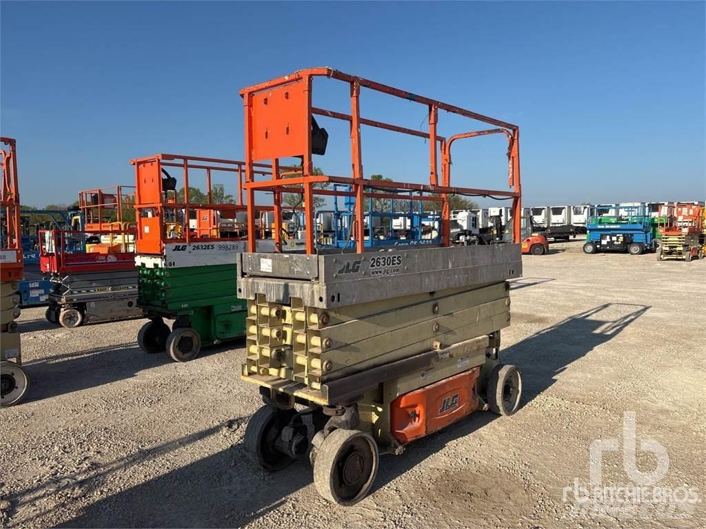 JLG 2630ES Makazaste platforme