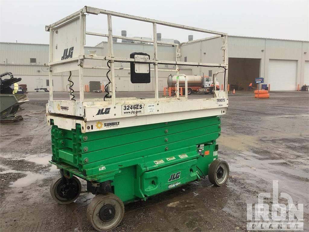 JLG 3246ES Makazaste platforme