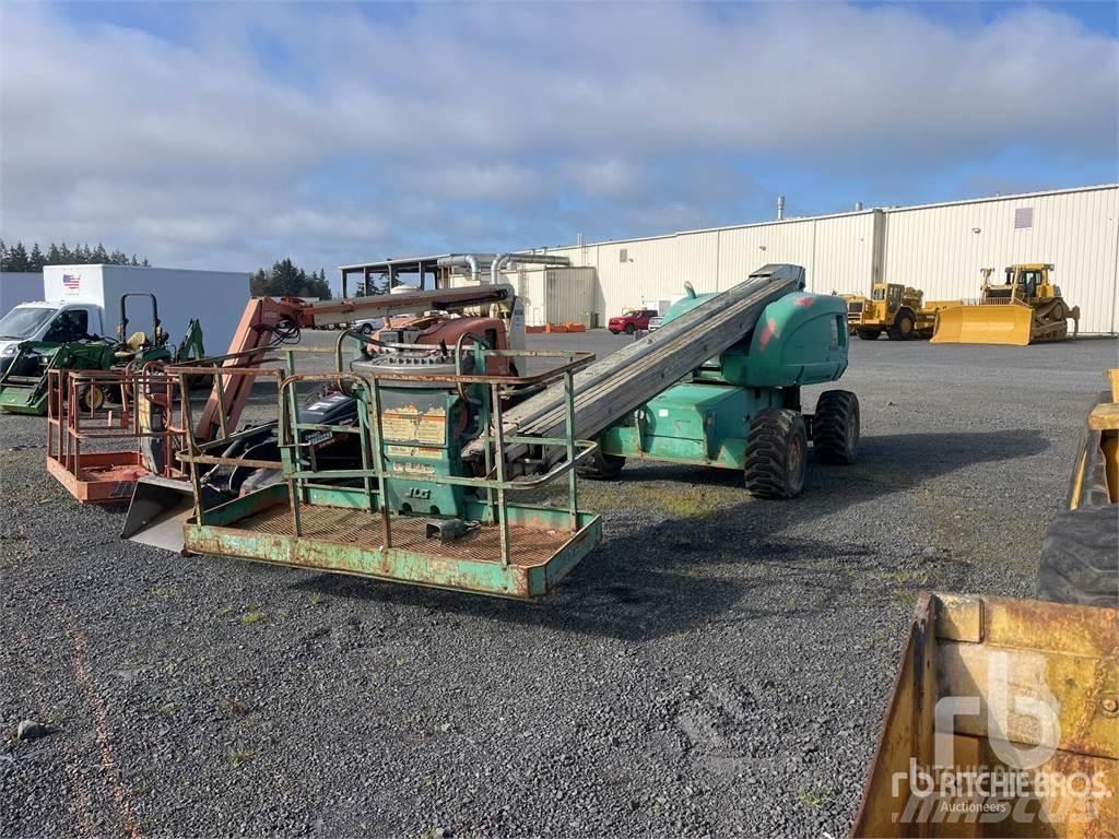 JLG 600S Zglobne podizne platforme