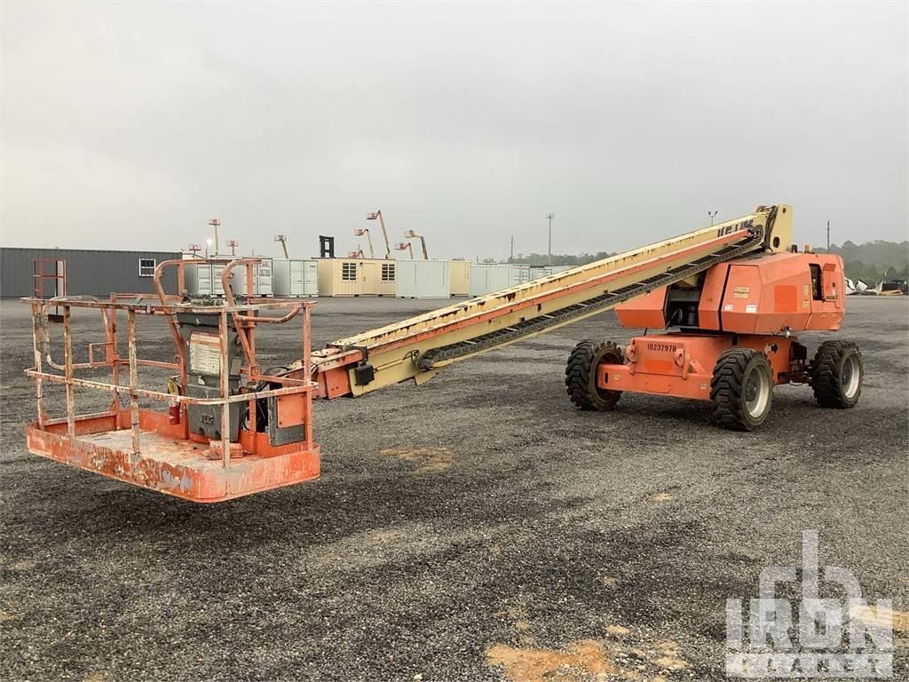 JLG 800S Zglobne podizne platforme
